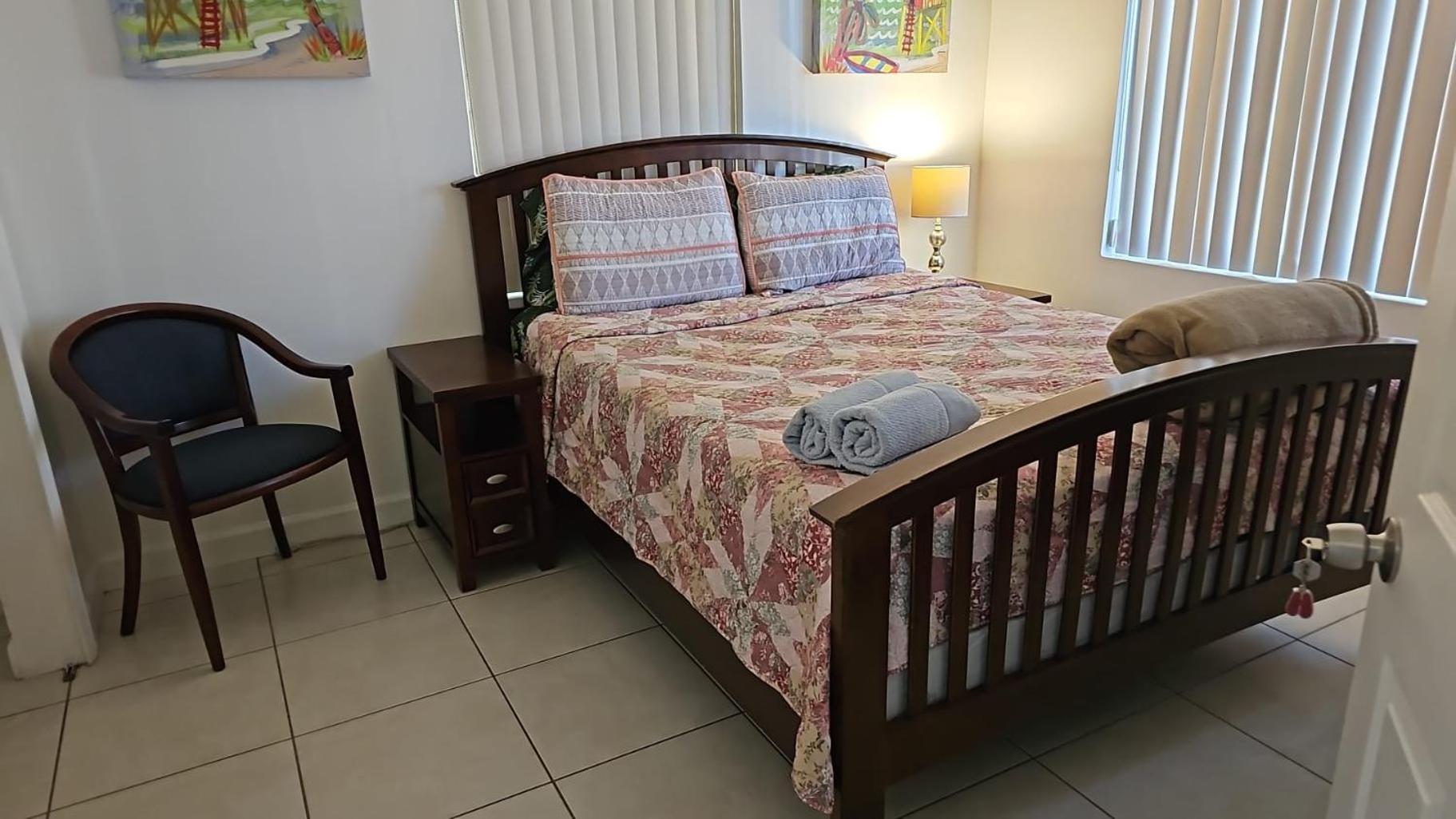 Royal Poinciana Stay Miami Springs Exterior foto